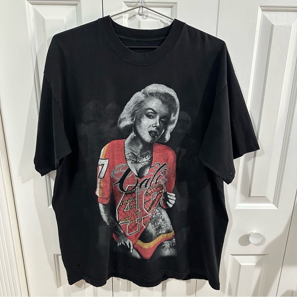Marilyn Monroe NFL San Francisco 49ers Shirt - Picture 1 of 7